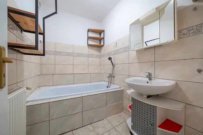 Prodej bytu 3+1, Olomouc, Chválkovická, 92 m2