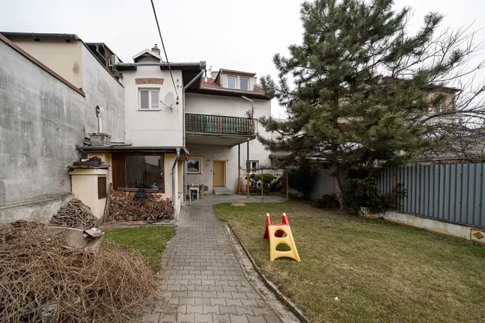 Prodej bytu 3+1, Olomouc, Chválkovická, 92 m2