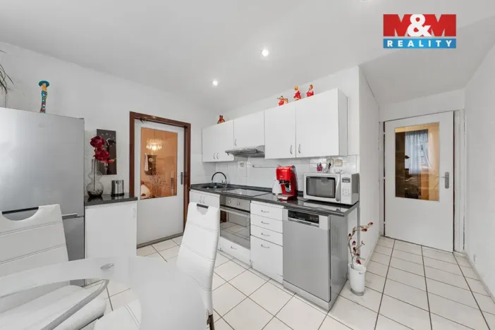 Prodej bytu 3+1, Ústí nad Labem - Mojžíř, Peškova, 66 m2