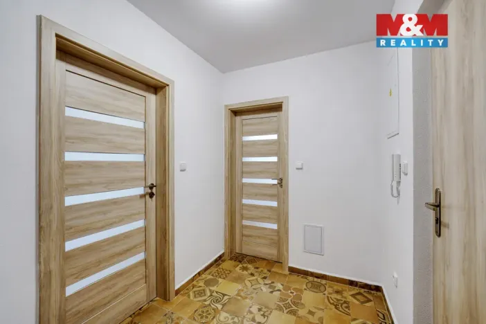 Pronájem bytu 1+kk, Klatovy - Klatovy IV, Tyršova, 31 m2