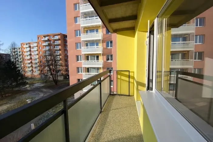 Pronájem bytu 2+kk, Brno, Krymská, 40 m2