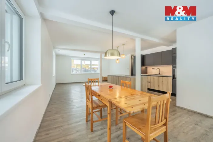 Prodej rodinného domu, Zbuzany, U Menhiru III, 150 m2