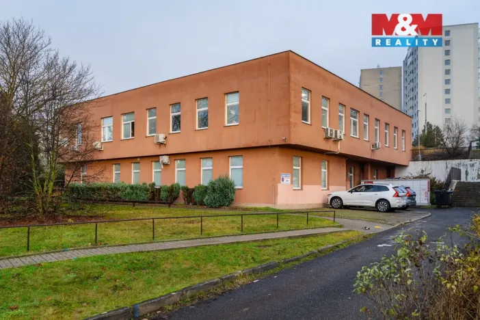 Pronájem komerční nemovitosti, Ústí nad Labem - Severní Terasa, Šrámkova, 44 m2