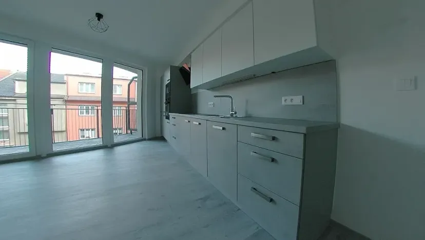 Pronájem bytu 2+kk, Plzeň, Na Jíkalce, 58 m2