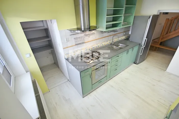 Pronájem rodinného domu, Závada, 160 m2