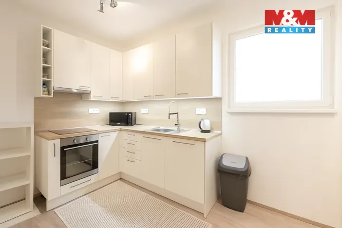 Pronájem bytu 3+kk, Liberec - Liberec XII-Staré Pavlovice, Polní, 71 m2