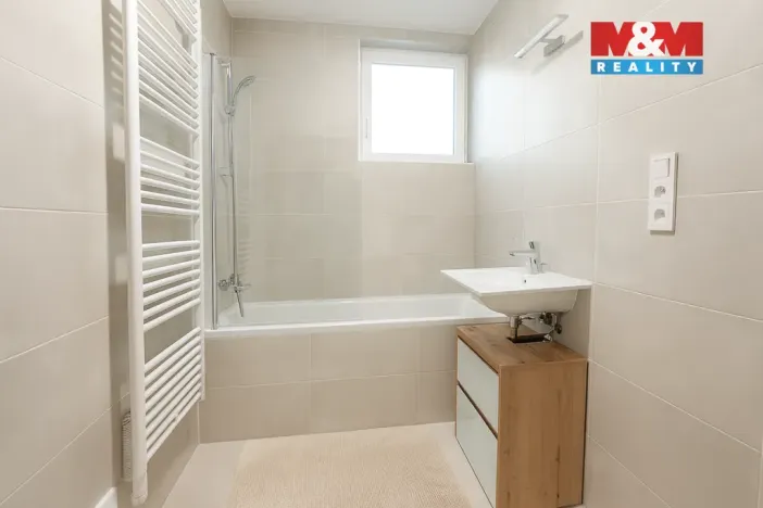 Pronájem bytu 3+kk, Liberec - Liberec XII-Staré Pavlovice, Polní, 71 m2