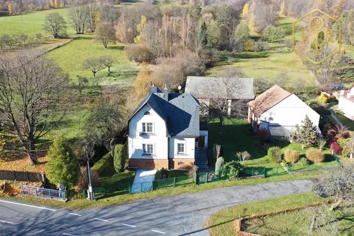 Prodej rodinného domu, Petrovice, 246 m2