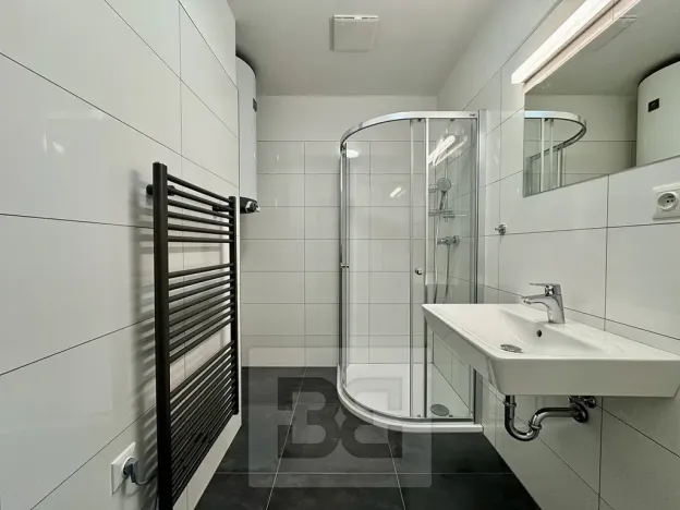 Pronájem bytu 2+kk, Znojmo, Tovární, 50 m2