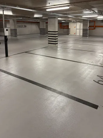 Pronájem garážového stání, Brno, Bratislavská, 14 m2