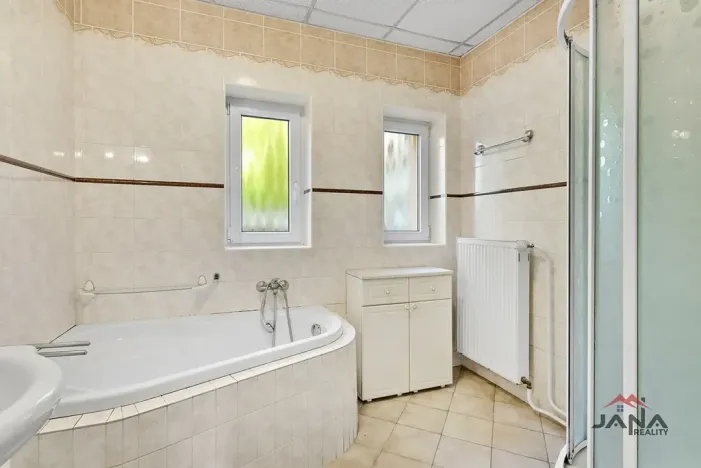 Prodej rodinného domu, Radostná pod Kozákovem, 185 m2