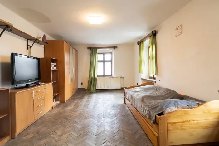Prodej vícegeneračního domu, Bžany, 240 m2