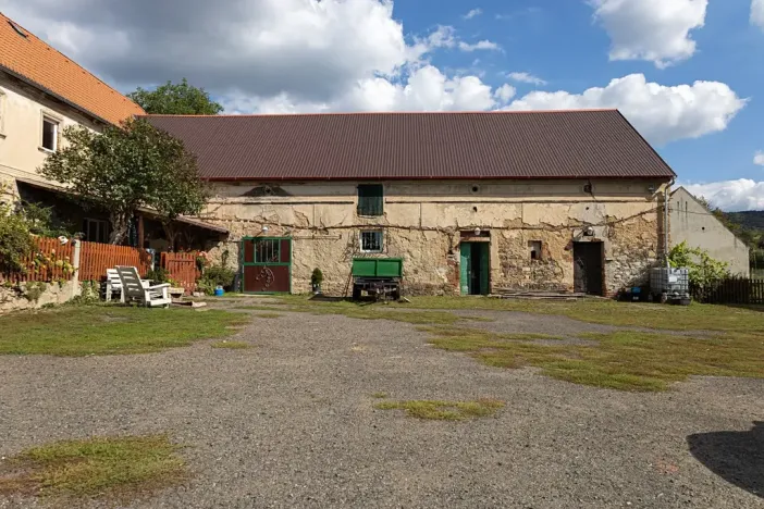 Prodej zemědělské usedlosti, Bžany, 240 m2