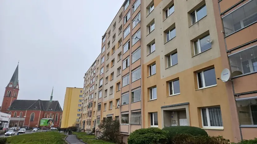 Pronájem bytu 1+1, Teplice, Antala Staška, 35 m2