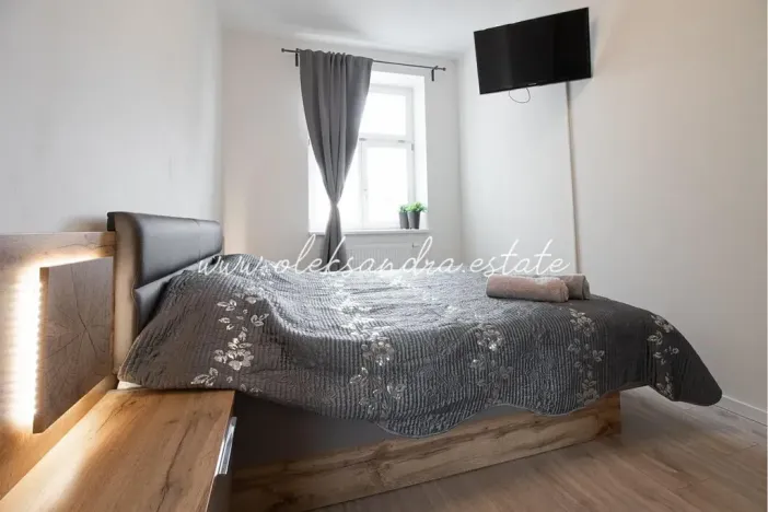 Pronájem bytu 2+kk, Praha - Lahovice, Strakonická, 38 m2