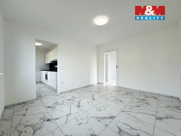 Pronájem bytu 2+1, Toužim - Kosmová, 58 m2