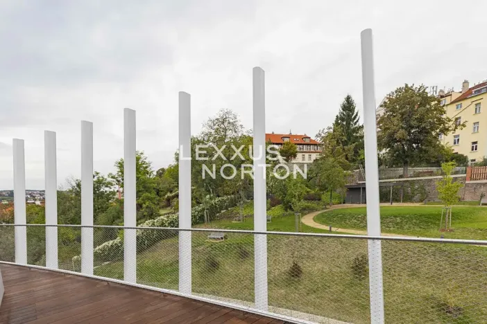 Pronájem bytu 4+kk, Praha - Smíchov, Holečkova, 211 m2