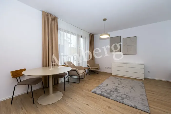 Pronájem bytu 1+kk, Praha - Karlín, Křižíkova, 32 m2