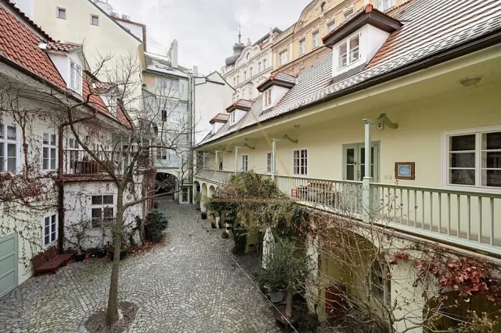 Pronájem bytu 2+kk, Praha - Staré Město, Haštalská, 58 m2