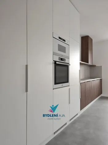 Pronájem bytu 2+kk, Teplice, Novosedlická, 44 m2