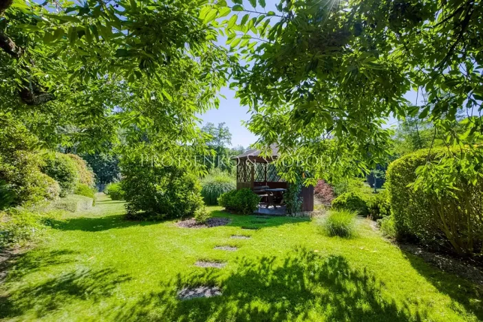 Prodej chalupy, Ledečko, 257 m2