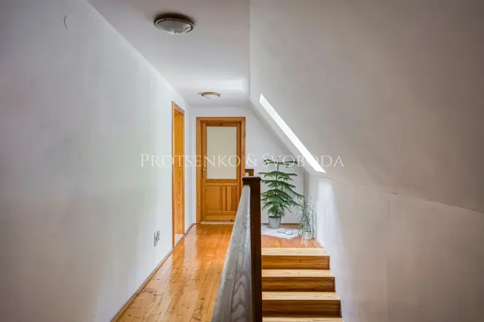 Prodej vícegeneračního domu, Mnichovice, Nad rybníkem, 312 m2