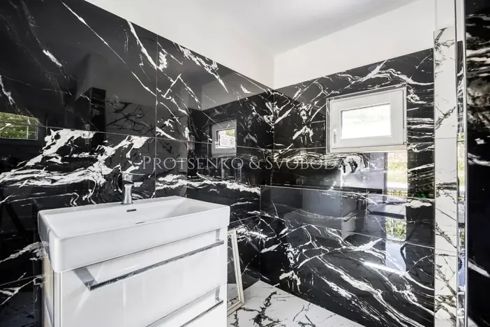 Prodej chalupy, Český Krumlov, 186 m2