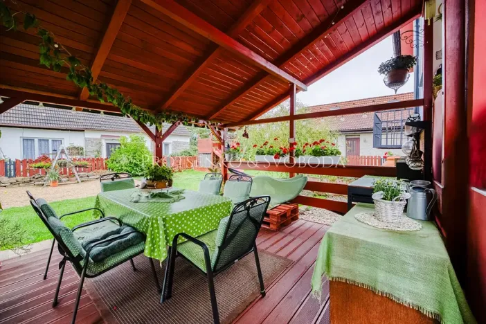 Prodej rodinného domu, Suchdol nad Lužnicí, Pražská, 180 m2