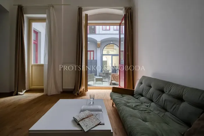 Prodej bytu 2+kk, Praha - Karlín, Prvního pluku, 73 m2