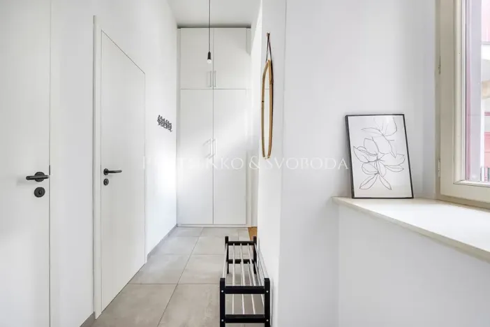 Prodej bytu 2+kk, Praha - Karlín, Prvního pluku, 73 m2