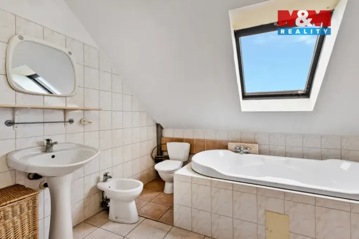 Prodej rodinného domu, Březno, 247 m2