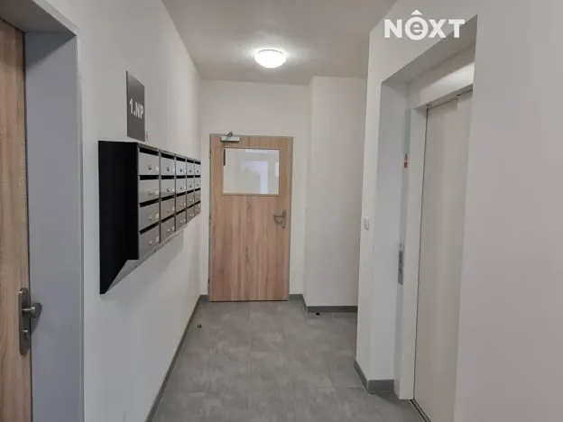 Pronájem bytu 2+kk, Praha - Sobín, Želetická, 126 m2