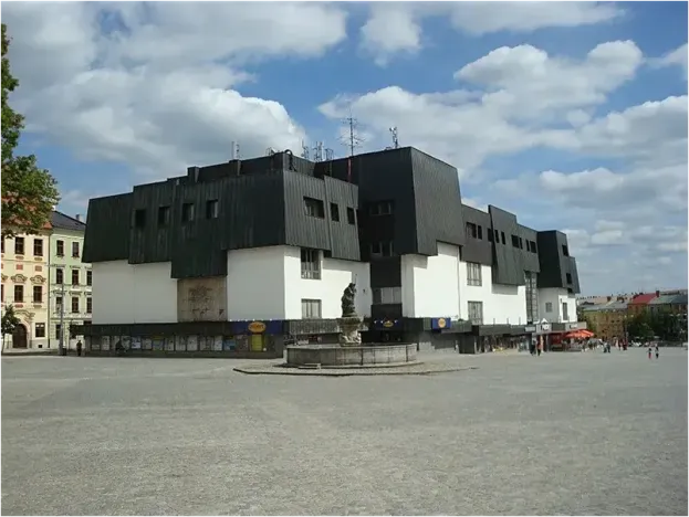 Pronájem obchodního prostoru, Jihlava, Masarykovo náměstí, 13 m2