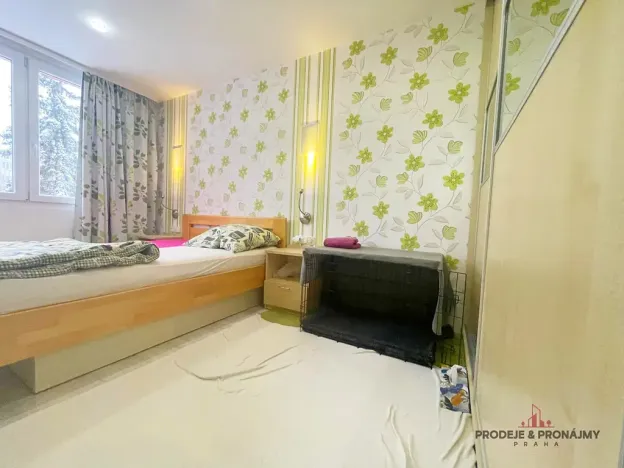 Prodej bytu 2+1, Karlovy Vary, Gagarinova, 64 m2