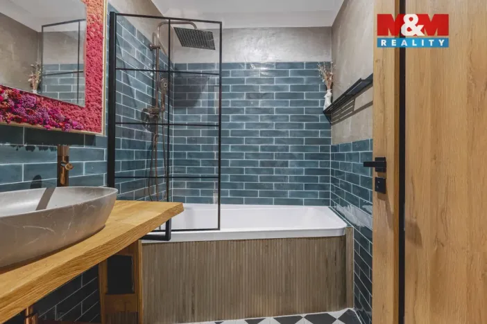 Prodej bytu 4+kk, Klatovy - Klatovy III, Husovo náměstí, 78 m2