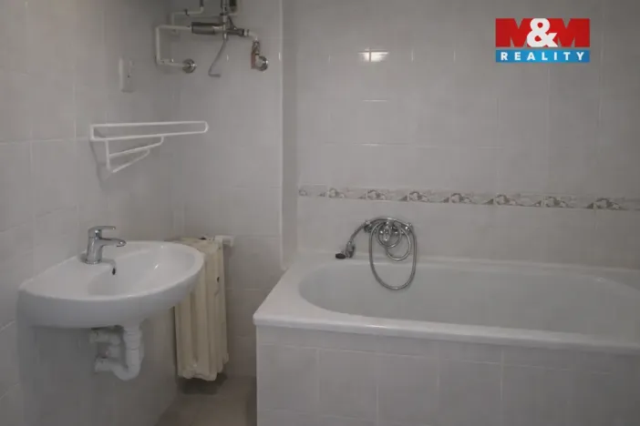 Prodej bytu 3+1, Dobruška, Javorová, 70 m2