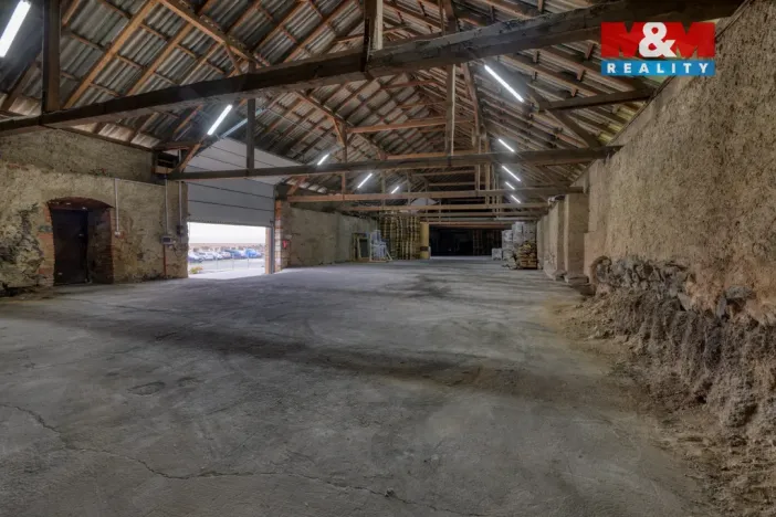 Pronájem skladu, Dolní Lukavice, 300 m2