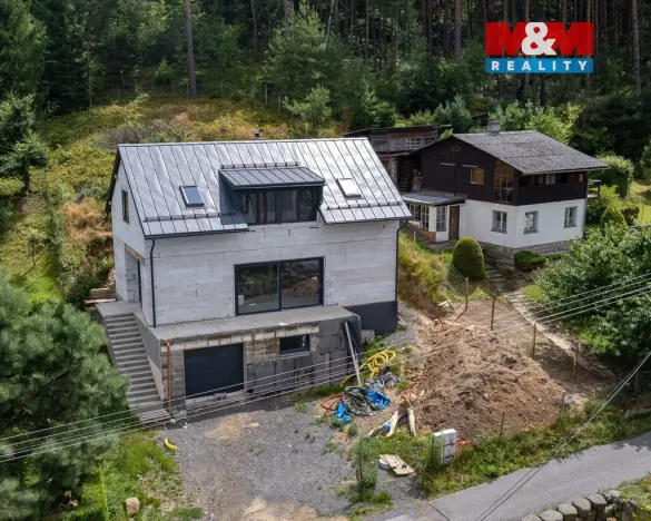 Prodej rodinného domu, Turnov, Nad Hájkem, 192 m2