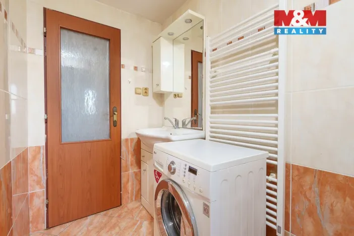 Prodej rodinného domu, Andělská Hora, 518 m2