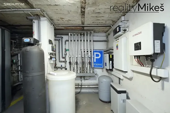 Pronájem ubytování, Dobrovice, 500 m2