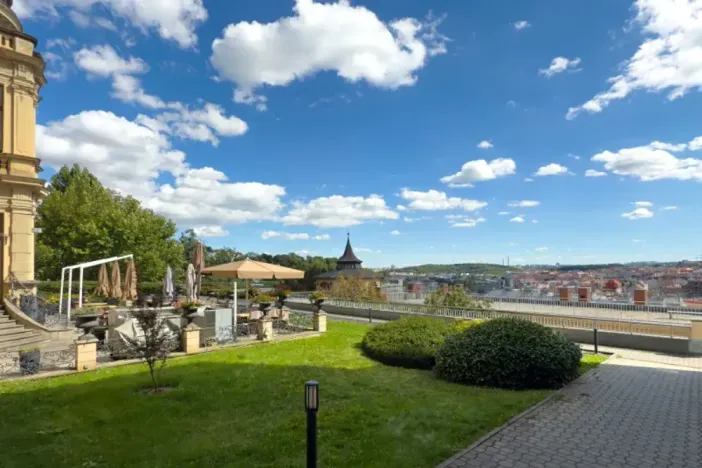 Pronájem bytu 3+kk, Praha - Vinohrady, U Zvonařky, 90 m2