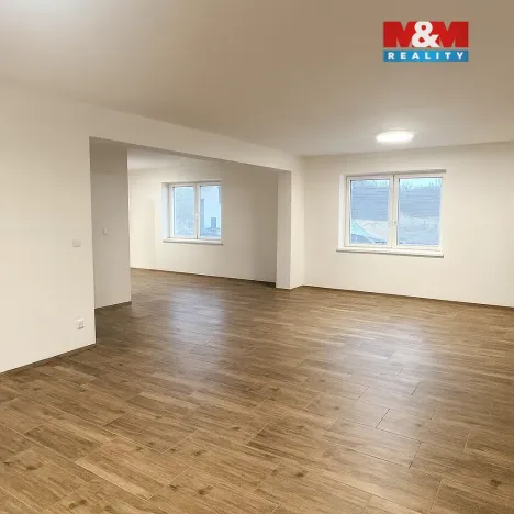 Pronájem rodinného domu, Měník, 150 m2