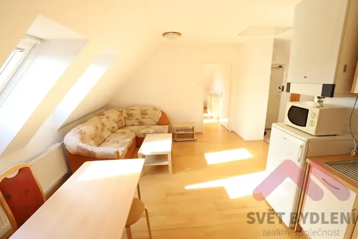 Pronájem bytu 2+kk, Praha - Radlice, Na Farkáně III, 56 m2