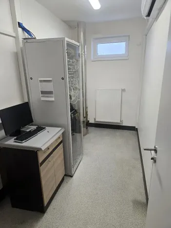 Pronájem kanceláře, Brno, Hněvkovského, 79 m2