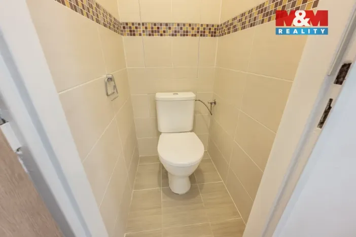 Prodej bytu 2+1, Praha - Hloubětín, Mochovská, 52 m2