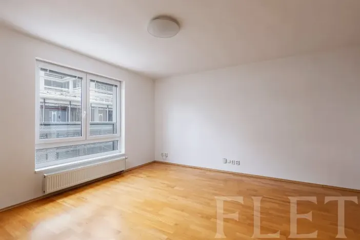 Pronájem bytu 1+kk, Praha - Michle, Jemnická, 39 m2