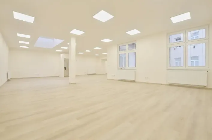 Pronájem kanceláře, Praha - Holešovice, Milady Horákové, 141 m2