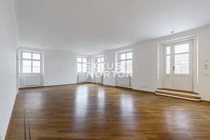 Pronájem bytu 4+1, Praha - Malá Strana, Vlašská, 179 m2