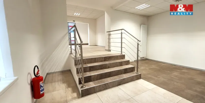 Pronájem obchodního prostoru, Tanvald, Krkonošská, 180 m2