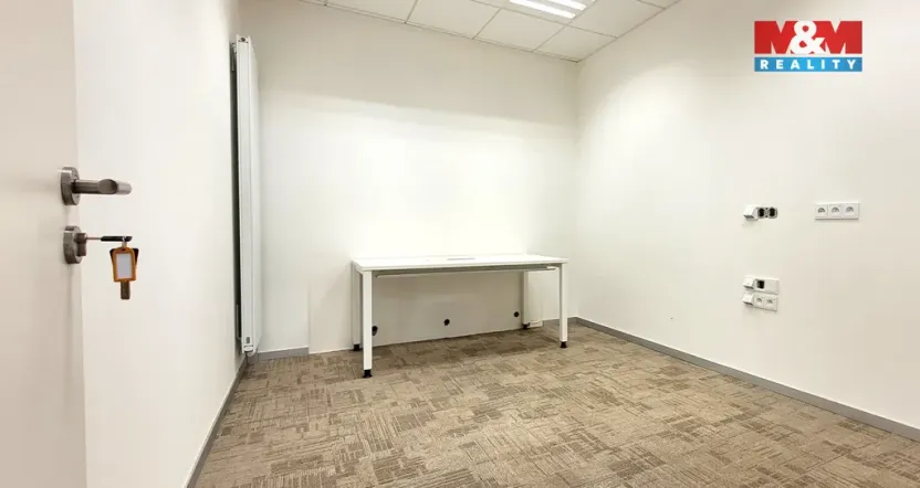 Pronájem obchodního prostoru, Tanvald, Krkonošská, 180 m2